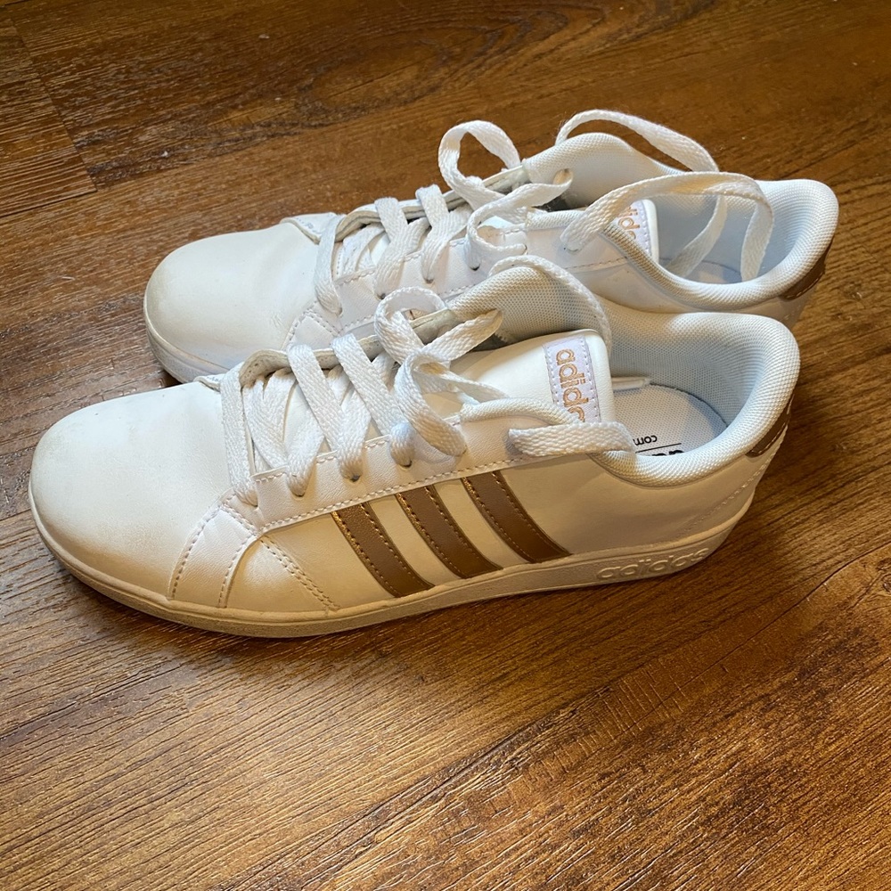 Adidas superstar shoes